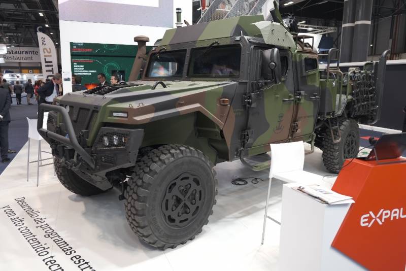 VAMTAC con Eimos en Expal (Germn Diaz)