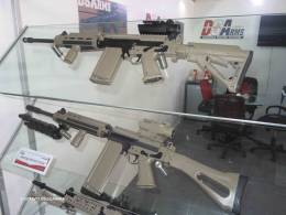 Los fusiles de asalto FAL modernizados por DS Arms son armas contundentes, efectivas y fiables. (Octavio Díez Cámara)