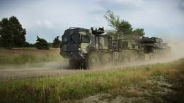 Los alemanes van a recibir 57 tracto camiones para mover material pesado como carros de combate y obuses autopropulsados. (Rheinmetall)