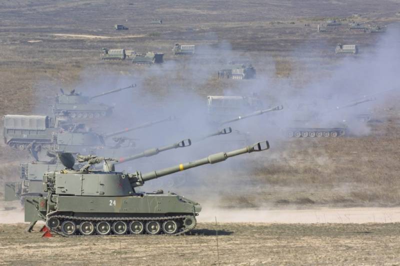 Piezas autopropulsadas de 155 mm. abriendo fuego (Ejército de Tierra) Piezas autopropulsadas de 155 mm. abriendo fuego (Ejército de Tierra)