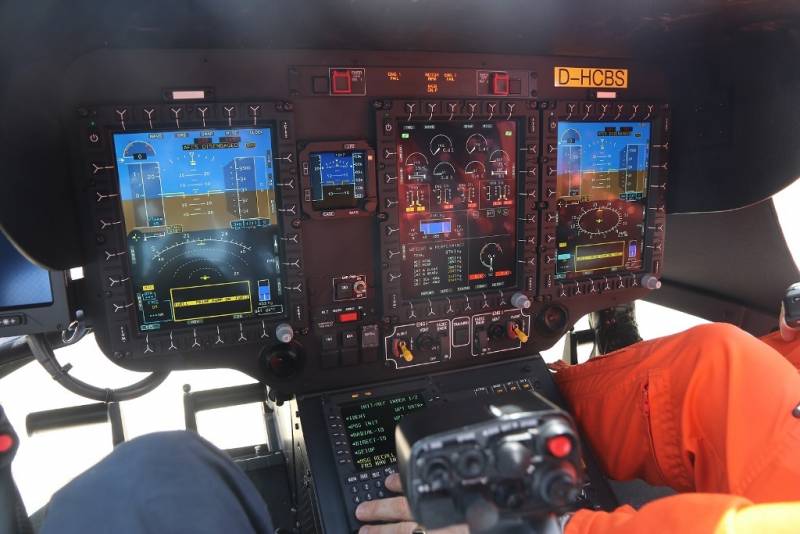 El “cockpit” está dotado varias pantallas digitales multifunción. (foto Julio Maíz) El “cockpit” está dotado varias pantallas digitales multifunción. (foto Julio Maíz)