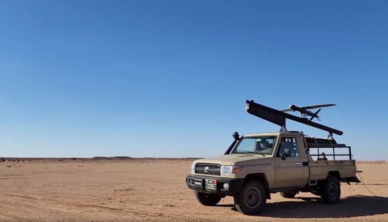 El SpyX aún en la lanzadera sobre 4x4 marroquí (captura vídeo BlueBird) El SpyX aún en la lanzadera sobre 4x4 marroquí (captura vídeo BlueBird)