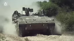 El nuevo transporte blindado israel� Namer 1500. 