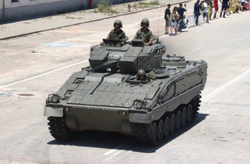 El “Pizarro” es el principal medio del Regimiento de Infantería “Asturias” nº 31. (Foto Julio Maíz Gutiérrez) El “Pizarro” es el principal medio del Regimiento de Infantería “Asturias” nº 31. (Foto Julio Maíz Gutiérrez)