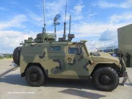 El sistema P-230T del Ejrcito de Rusia es fcilmente identificable por las numerosas antenas que hay en su parte superior. (Octavio Dez Cmara)