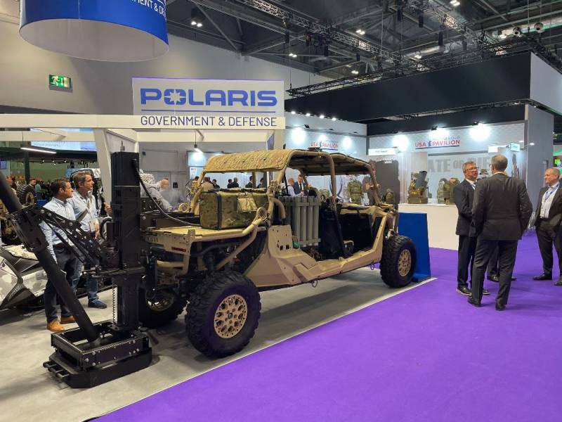 El portamortero desplegado desde el Polaris (NTGS) El portamortero desplegado desde el Polaris (NTGS)