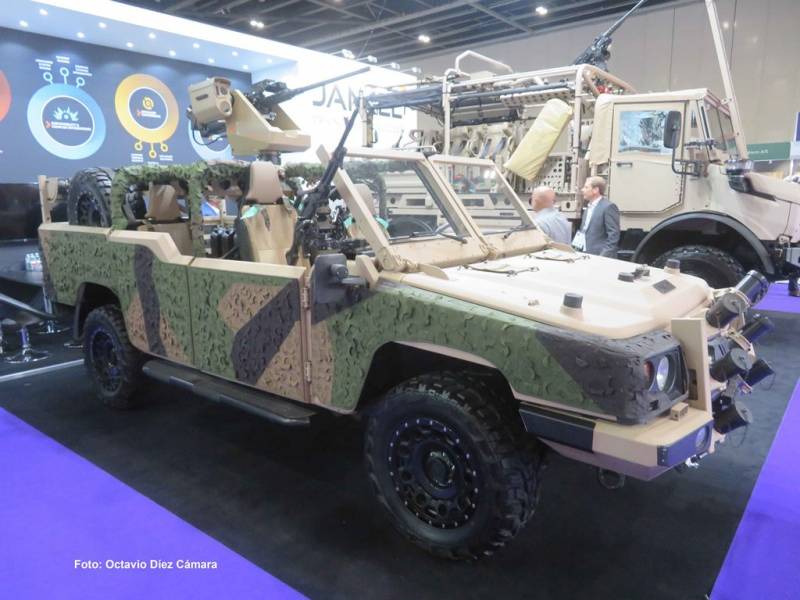 Un centenar de Fox RRV han sido entregados ya a Bélgica que los usa con una red de camuflaje antitérmico. (Octavio Díez Cámara) Un centenar de Fox RRV han sido entregados ya a Bélgica que los usa con una red de camuflaje antitérmico. (Octavio Díez Cámara)