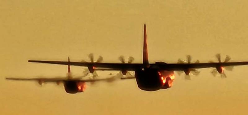 A400M español y alemán volando en formación. A400M español y alemán volando en formación.