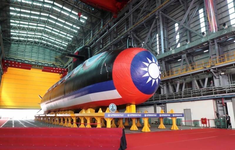 El nuevo submarino de la República de China, el “Hai Kun”. (foto ROC Navy) El nuevo submarino de la República de China, el “Hai Kun”. (foto ROC Navy)