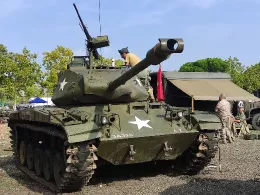 El veterano carro de combate M-41 expuesto en Las Rozas pintado con las marcas del US Army. Foto: Julio Maz