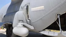 Pod de misi�n SABIR asociado a una nueva puerta del C-130. Foto: Hensoldt