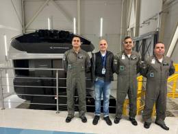 Simulador del Embraer KC-390.