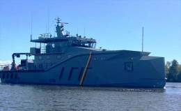 El GDFS Berbice (1039) en la estaci�n naval de Ramp Road Ruimveldt en Georgetown. (Foto: Guyana Defence Force).