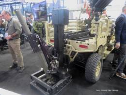 La versin del ALAKRAN con tubo de 81mm instalada en vehculo ligero 4x4 Polaris llam poderosamente la atencin en MILIPOL. (Octavio Dez Cmara)