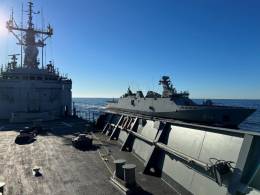 Fragatas practicando aproximaciones.