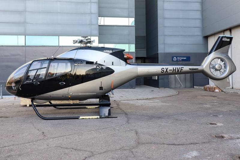 Uno de los pequeños Airbus Helicopters H120. Uno de los pequeños Airbus Helicopters H120.