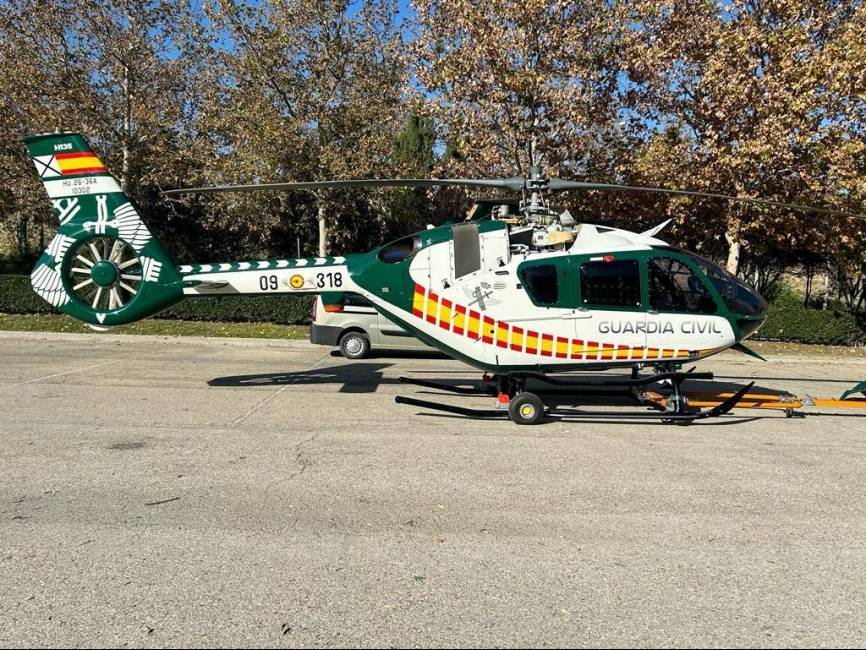Otro de los H135 presentes era este aparato de la Guardia Civil española.