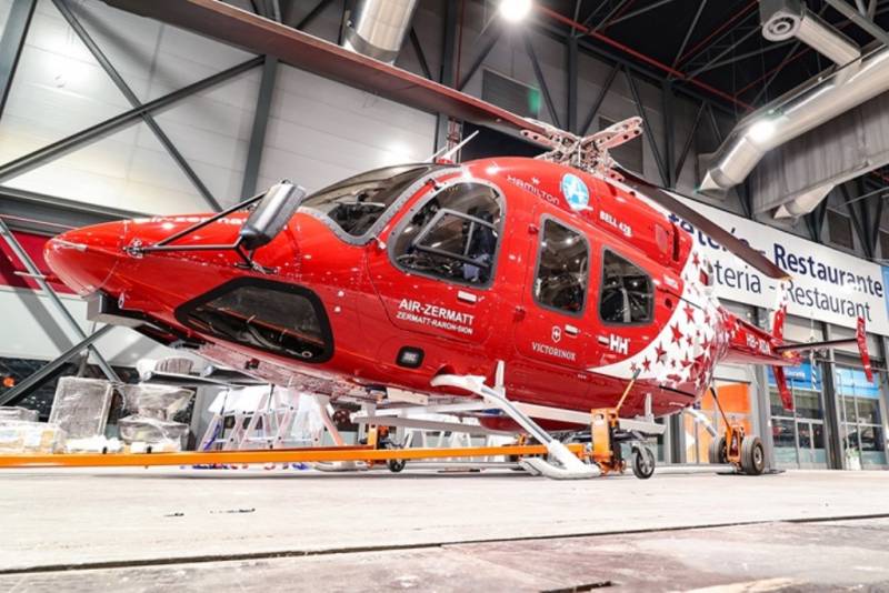 Todas las grandes empresas de helicópteros están presentes en la feria, en IFEMA podemos ver un Bell 429 “Global Ranger” de Swiss Helicopter. Todas las grandes empresas de helicópteros están presentes en la feria, en IFEMA podemos ver un Bell 429 “Global Ranger” de Swiss Helicopter.