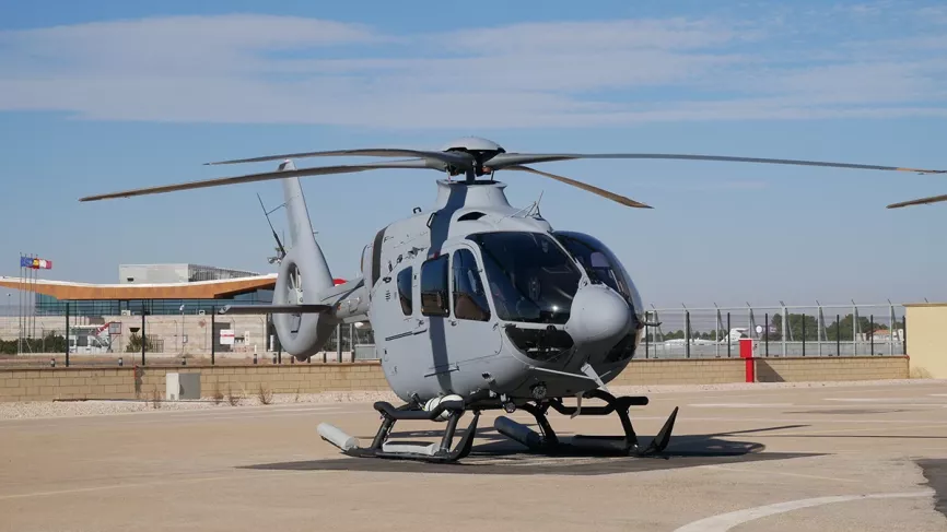 H135 de la Armada. Foto: Diego Gómez