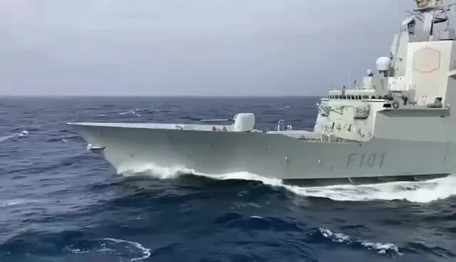 La fragata de la Armada Española clase Álvaro de Bazán ESPS Álvaro de Bazán (F 101). Foto: Fuerzas Armadas Danesas