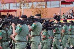 Fuerzas de la BRIPAC desfilando en el marco de la celebracin de la Inmaculada, patrona de la Infantera espaola y la nacin como tal. (foto Julio Maiz)