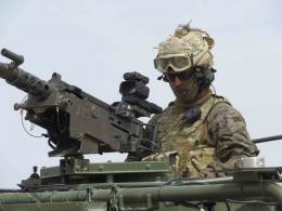 Visor MGS de Menpro sobre ametralladora pesada en servicio en el MOE (Octavio Diez Cmara)