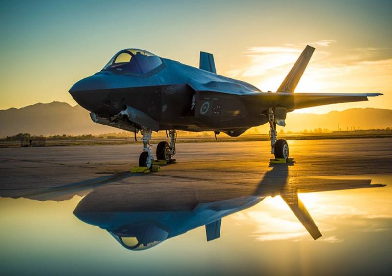 Los cazabombarderos F-35 siguen centrando la atención internacional y muchos contratos se refieren a su adquisición. (Lockheed Martin) Los cazabombarderos F-35 siguen centrando la atención internacional y muchos contratos se refieren a su adquisición. (Lockheed Martin)