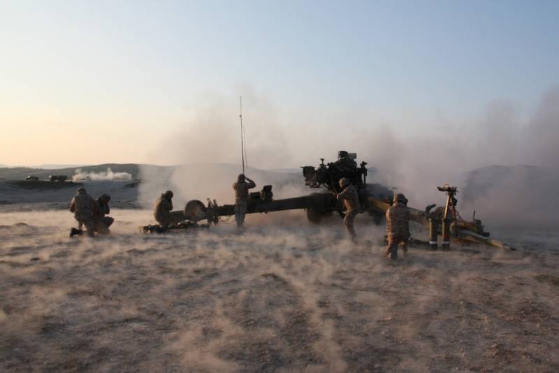 Un obús 155/52 abriendo fuego (Ejército de Tierra) Un obús 155/52 abriendo fuego (Ejército de Tierra)