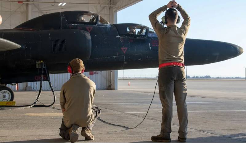 Detalle de uno de los Lockheed TU-2S “Dragón Lady” de la Fuerza Aérea de los Estados Unidos. (Foto USAF) Detalle de uno de los Lockheed TU-2S “Dragón Lady” de la Fuerza Aérea de los Estados Unidos. (Foto USAF)