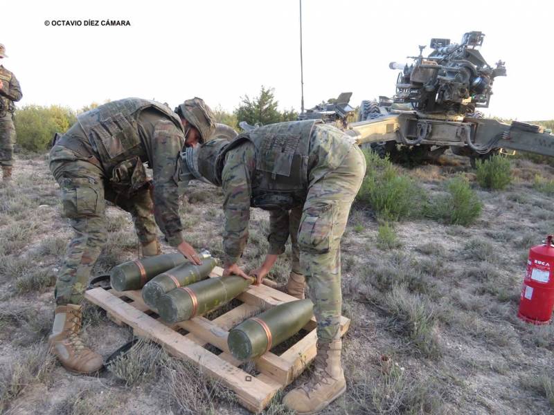 Las piezas artilleras del MACA contarán con un avanzado sistema de gestión de fuegos en red, el TALOS/ARCO. (Octavio Díez Cámara) Las piezas artilleras del MACA contarán con un avanzado sistema de gestión de fuegos en red, el TALOS/ARCO. (Octavio Díez Cámara)