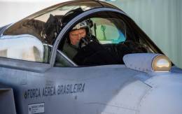 Gripen de la FAB prueba el IRST Leonardo Skyward G.