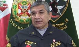 Teniente General Victor Zanabria Angulo Comandante General de la Policia Nacional.