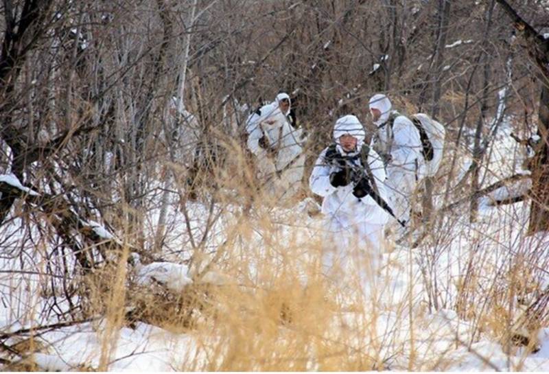 Operacin Tormenta de Nieve: soldados rusos en uniforme de invierno en el sector de Avdiivka.