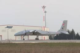 Sistema a�reo no tripulado AKINCI de la turca Bayraktar (foto: Bayraktar)