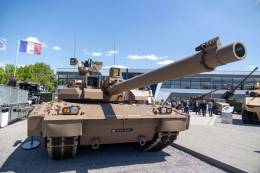 Las nuevas miras forman parte del proceso de modernizaci�n del blindado Leclerc XLR. (Nexter, KNDS) 