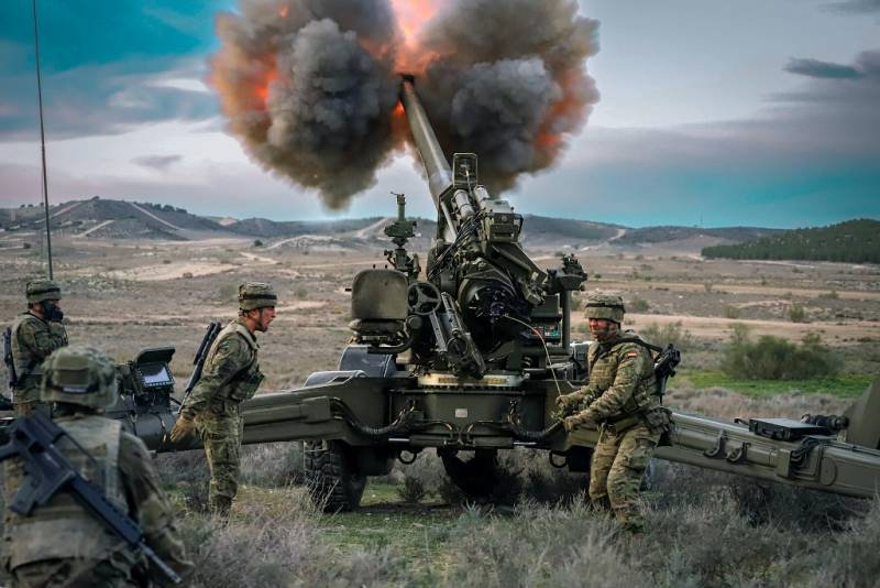 Los paracaidistas de la Brigada Almogvares durante el ejercicio ExTrueno23 (Ejrcito de Tierra)