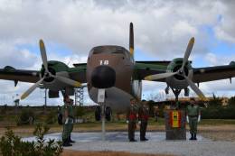 Ceremonia de inauguracin del monumento DHC-4 en la base de Paracuellos de Jarama de la BRIPAC. (foto Mara Jos Tomas Simn)