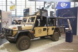 Municin Libelle en un 4x4 Caracal (Octavio Dez Cmara)