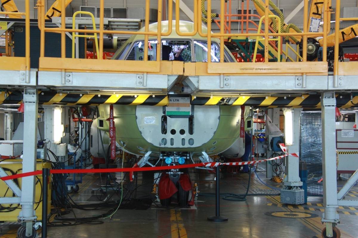 El MSN237, en la estacin ST45, tercera fase donde se energiza por primera vez y comienzan las pruebas funcionales.