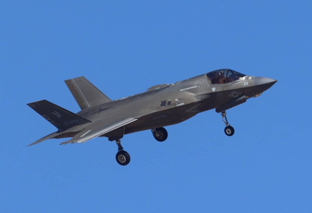 Uno de los F-35 del USMC. (foto defensa.com)