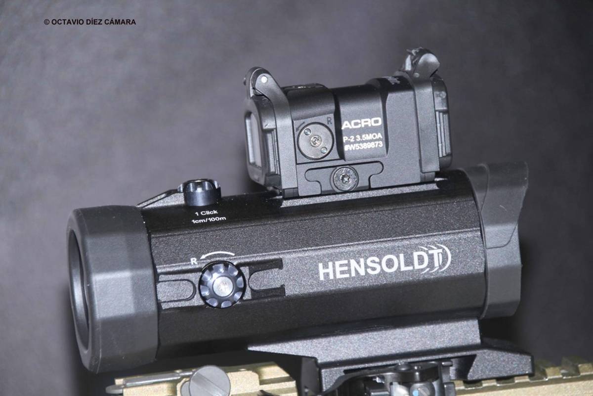 Hemos conocido en Enforce Tac el visor experimental ZF4 MK0 de la compañía germana Hendsolt. (Octavio Díez Cámara) Hemos conocido en Enforce Tac el visor experimental ZF4 MK0 de la compañía germana Hendsolt. (Octavio Díez Cámara)