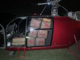 El helicptero SA.316 Alouette III capturado cargado de hachs. (foto Guardia Civil)