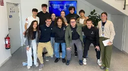 Equipo de Arus en las instalaciones de Aciturri. Foto: Aciturri