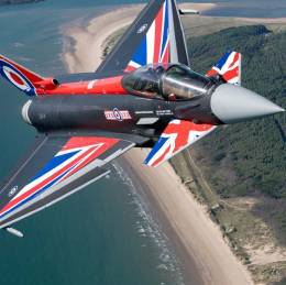 Espaa mantiene acuerdos con Gran Bretaa en la produccin de varios tipos de aviones que incluyen al EF-2000 Eurofigther. (MoD)