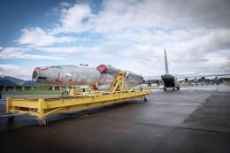 Transporte del F-5 (RUAG)