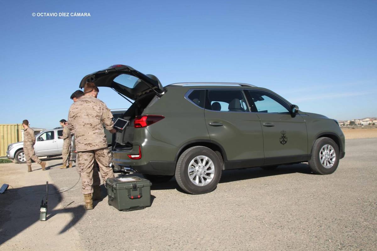 Los Rexton de Ssaanyong de la Infantería de Marina española. (Octavio Díez Cámara) Los Rexton de Ssaanyong de la Infantería de Marina española. (Octavio Díez Cámara)