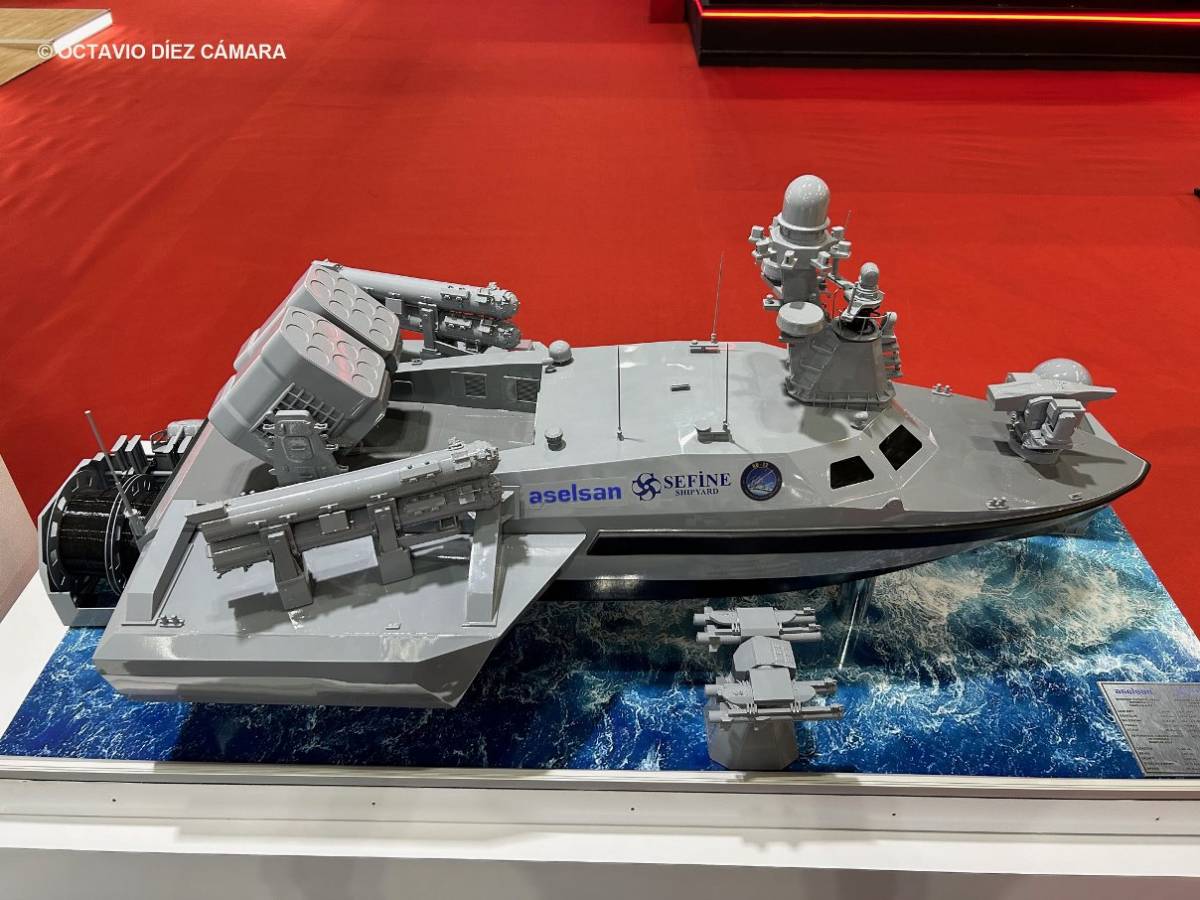 Turquía mostro el Marlin, un USV de ataque de muy altas prestaciones ofensivas. (Octavio Díez Cámara) Turquía mostro el Marlin, un USV de ataque de muy altas prestaciones ofensivas. (Octavio Díez Cámara)