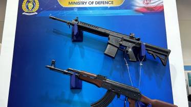 Las dimensiones generales del Masaf de Irn pueden compararse con un arma tipo AK47 al que reemplazara.   (Octavio Dez Cmara)