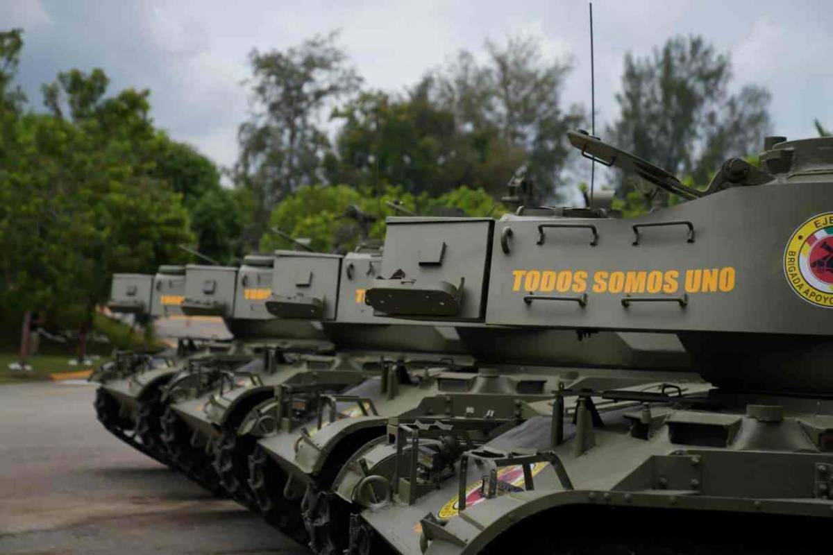 Tanques ligeros M41A1 Walker Bulldog del Batallón Blindado “27 de Febrero”. (Foto: ERD) Tanques ligeros M41A1 Walker Bulldog del Batallón Blindado “27 de Febrero”. (Foto: ERD)
