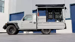 Imagen del latera del nuevo Jeep carrozado por ELS.